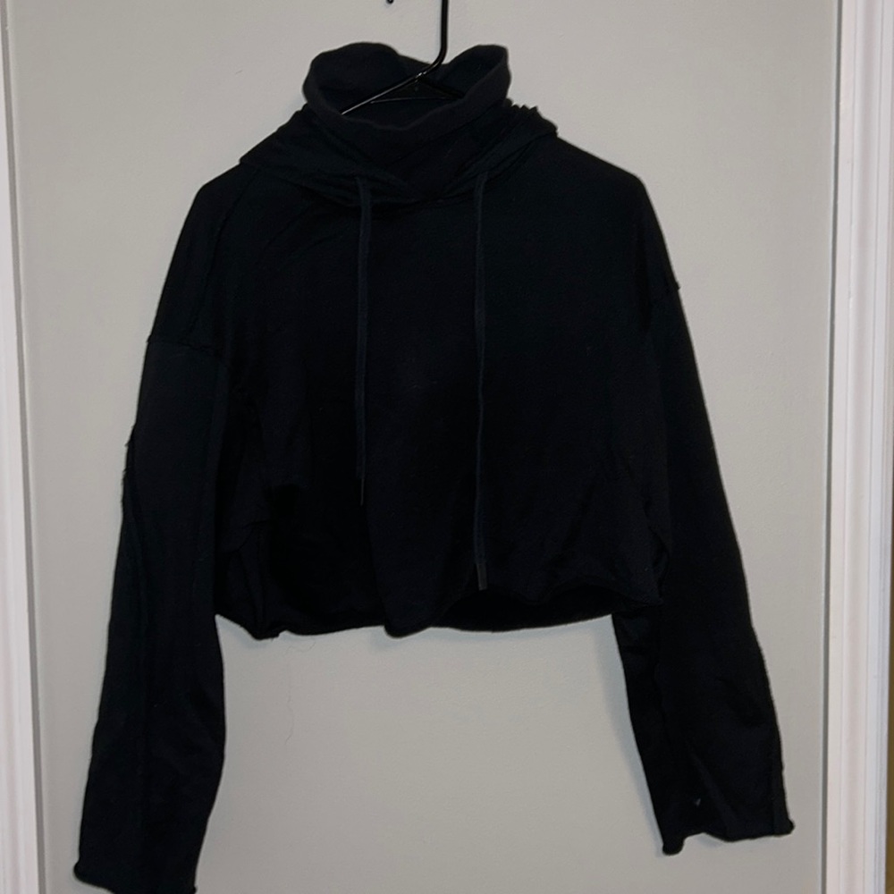 Black Alo cropped turtle neck hoodie